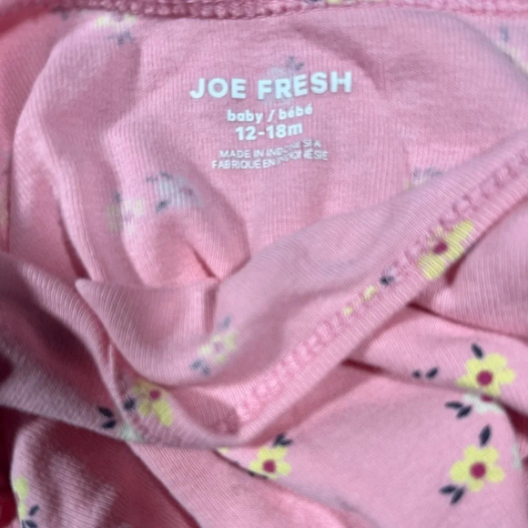4/$20 Joe Fresh  Light Pink Floral Onesie - Picture 4 of 4